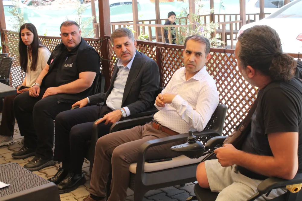 Milletvekili İshak Şan, K-7 Konteyner Kentinde Depremzedelerle Buluştu