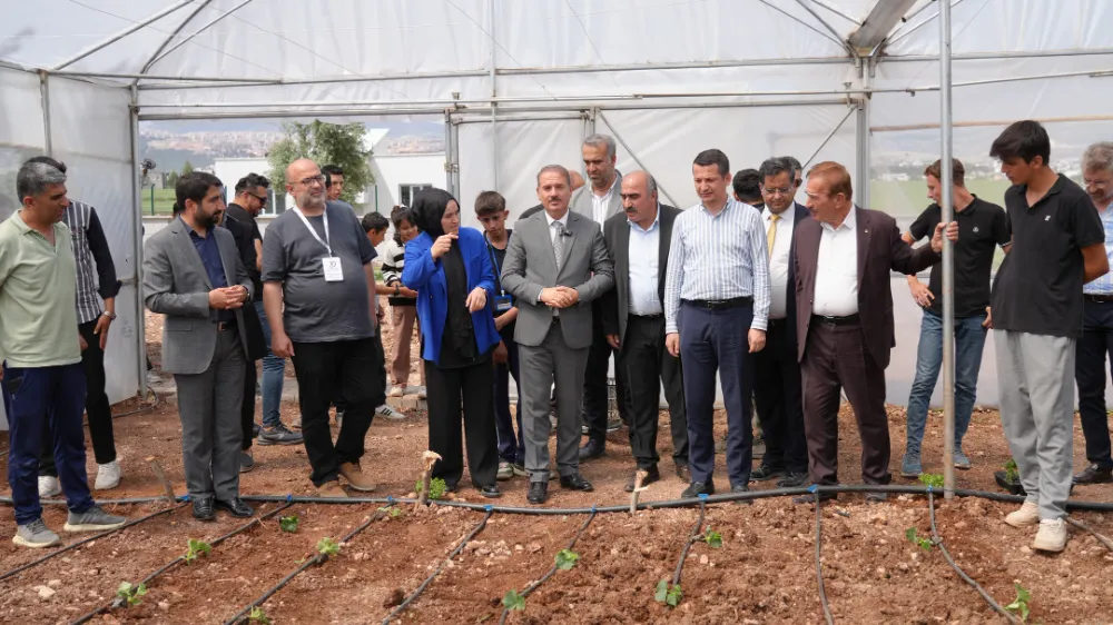 Adıyaman’da 500 Metrekarelik Uygulama Serası Açıldı