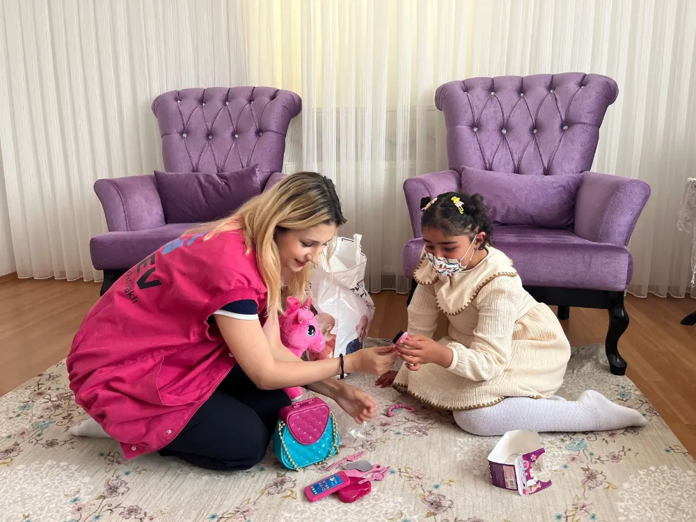 Lösemili çocukların bayram sevinci