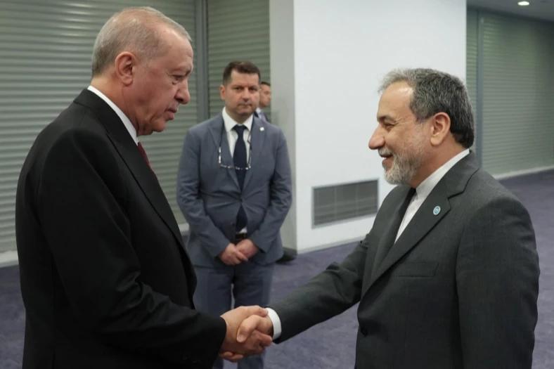 Cumhurbaşkanı Erdoğan İran Dışişleri Bakanı Arakçi ile görüştü