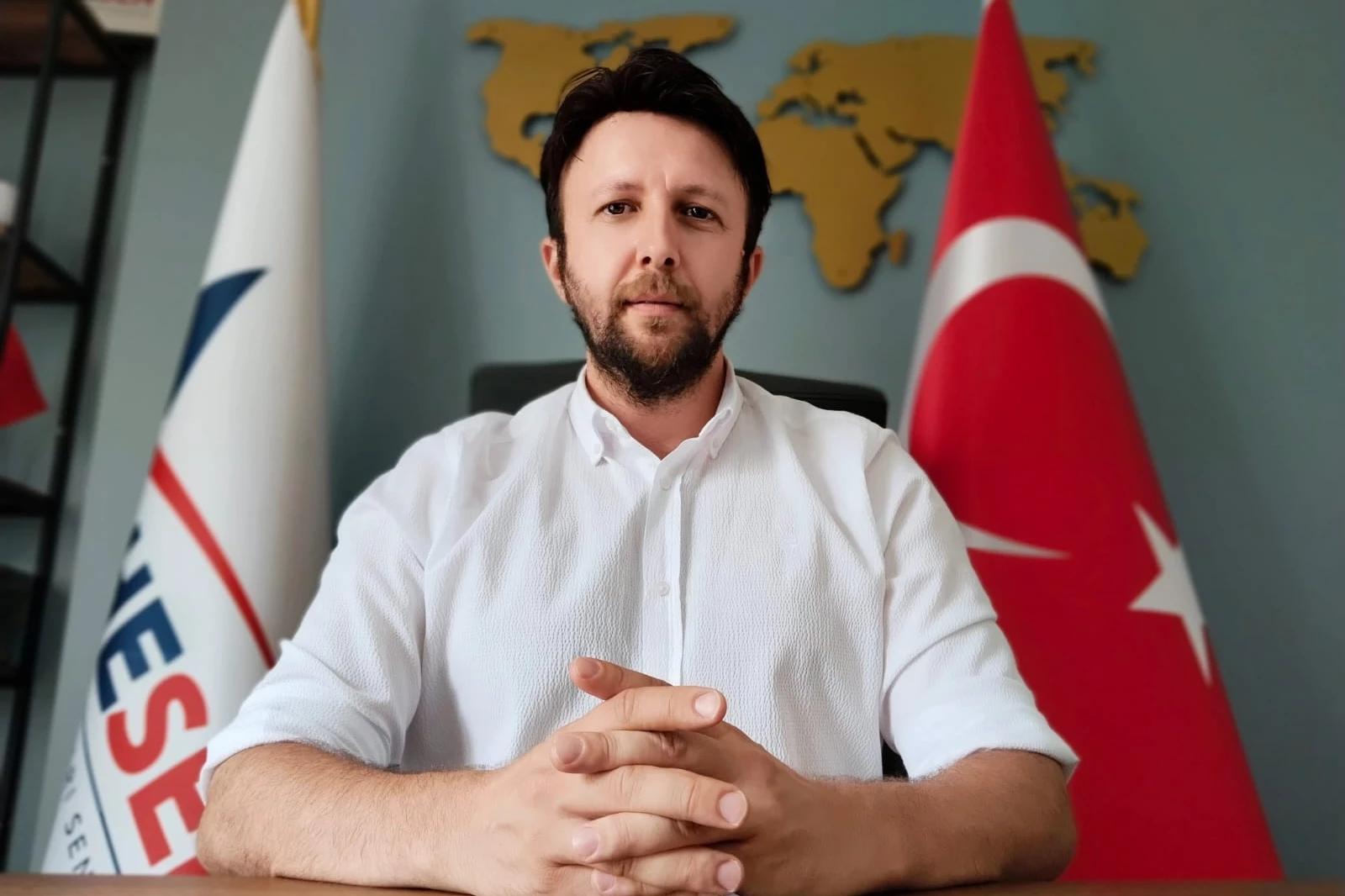 AHESEN: Maskeli balonun parçası olmayacağız