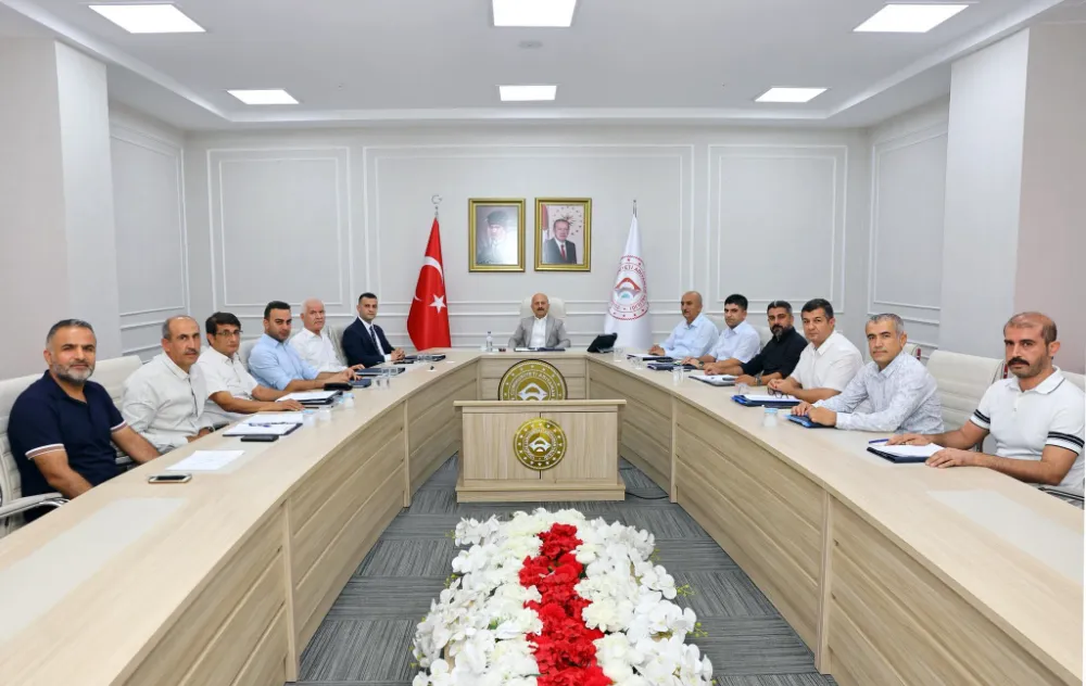 Kırsal Hizmetler Değerlendirme Toplantısı Vali Varol Başkanlığında Yapıldı