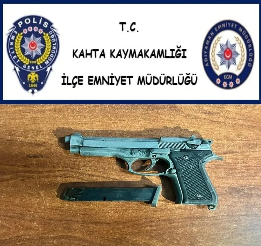 Kahta’da Düğünde Silah Kullanımına Müdahale: 1 Tabanca Ele Geçirildi