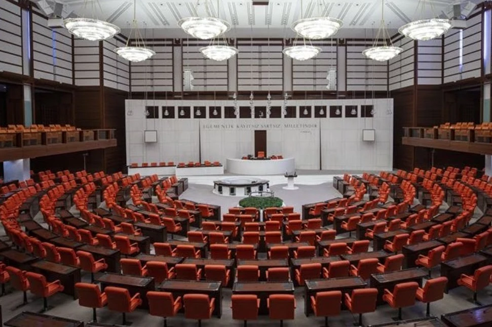 200’den fazla eski bakan ve milletvekilinden yeni anayasa uyarısı