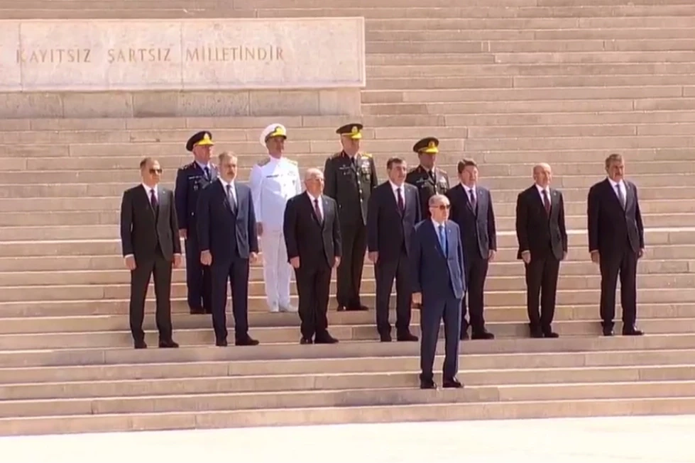 Yüksek Askeri Şura toplantı öncesi Anıtkabir