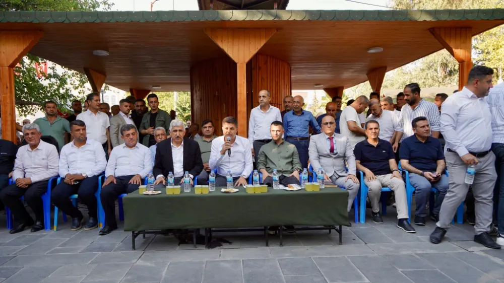 Milletvekili İshak Şan, Kahta 100. Yıl Parkı’nda Vatandaşlarla Buluştu