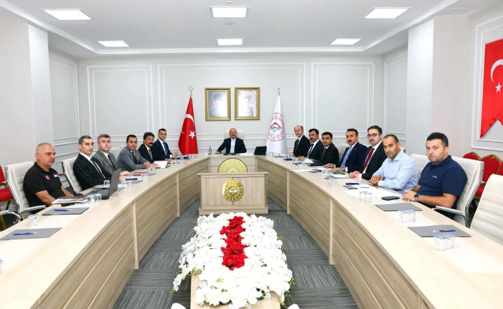 Adıyaman’da Orta Hasarlı Yapıların Yıkımı Masaya Yatırıldı