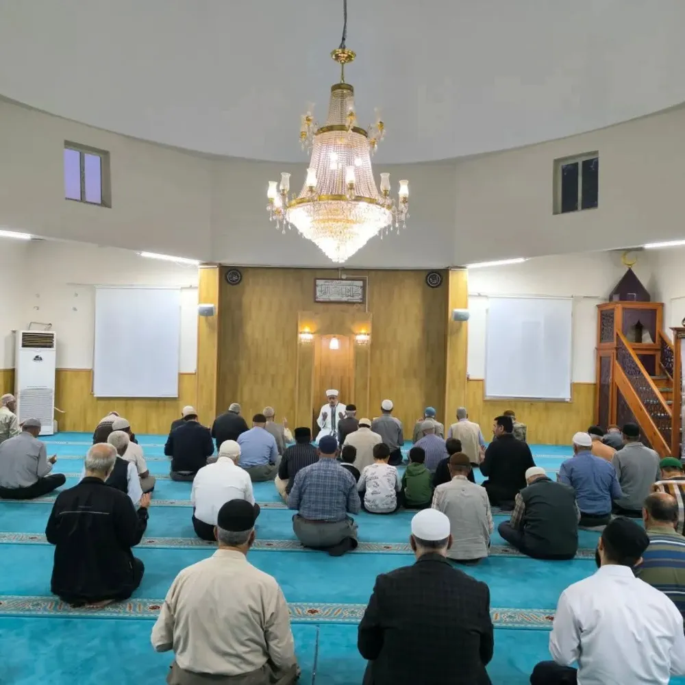 Hacı Şerif Camii’nde Sabah Namazı Buluşmasına Yoğun İlgi