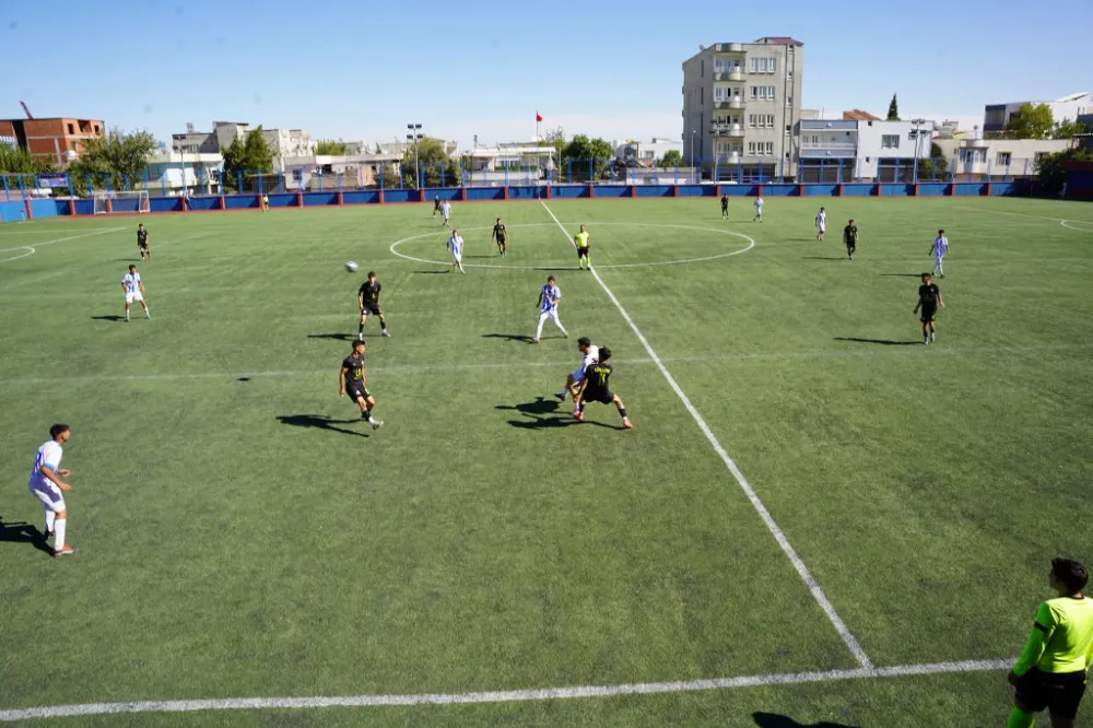 Kahta Belediyespor U-16’dan Farklı Galibiyet, U-17’den Dirençli Puan