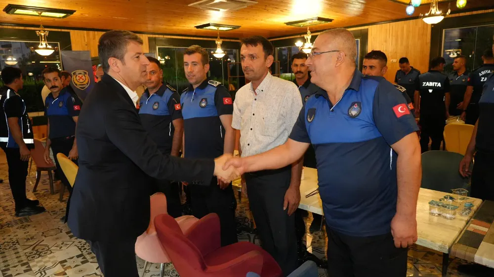 Başkan Tutdere zabıta personeliyle bir araya geldi 