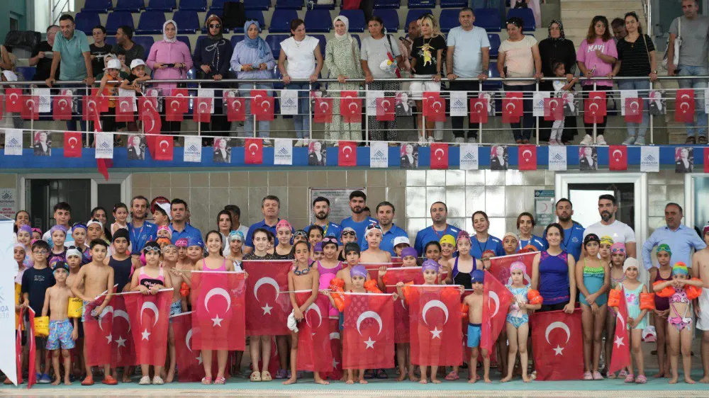 Adıyaman Belediyesi’nin Yaz Spor Okulları kapanış etkinliği coşkuyla gerçekleşti.