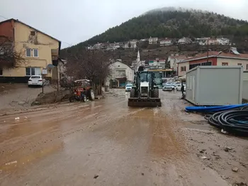Mahmut Şahin: Sel Çalışmaları Aralıksız Sürüyor