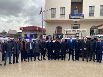 Besni Emniyetine Erdemoğlu Ailesinden 5 Araç Desteği