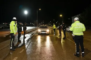 Adıyaman’da 2 Saatlik Asayiş Uygulaması: 3 Aranan Şahıs Yakalandı