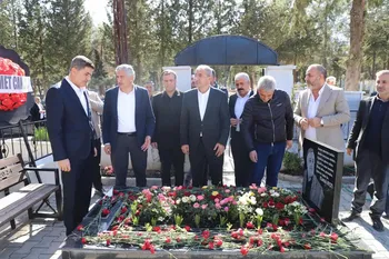 İshak Şan’dan Kahtalı Mıçe’nin Kabrine Ziyaret