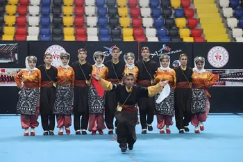 Okul Sporları Halk Oyunları Müsabakası Coşku ve Renkli Görüntülerle Tamamlandı