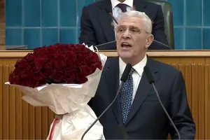 İYİ Parti lideri Dervişoğlu’ndan İran çıkışı!.. Dervişoğlu'ndan Erdoğan'a 308 gül