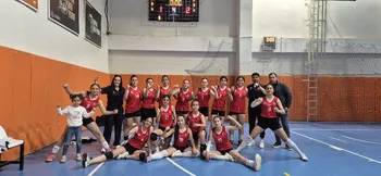 Tut Gençlik Spor’dan Bir Başarı Daha: Yıldız Kızlar Şampiyonluğa Koşuyor